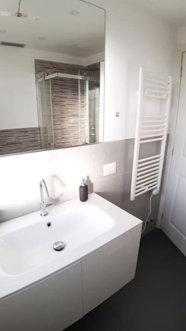 Nido Del Parco, Delizioso Bilocale A Pisa Apartman Kültér fotó